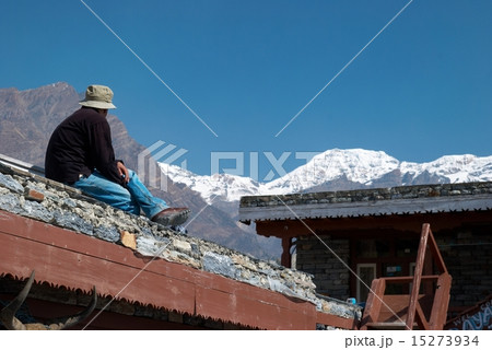 Tibetan village in Himalayan mountain. 15273934