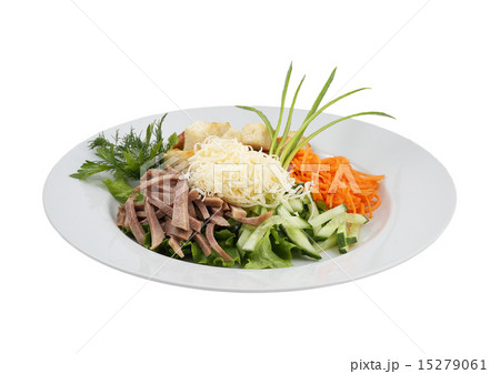 Beef meat salad vegetables and grated cheese Beef meat salad vegetables and grated cheese 15279061