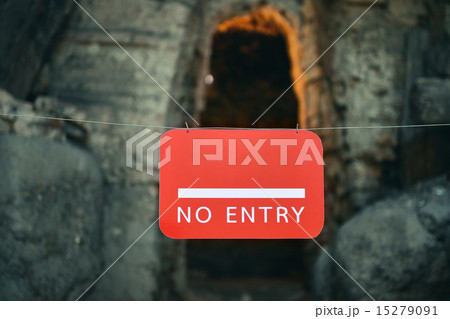 No entry sign 15279091
