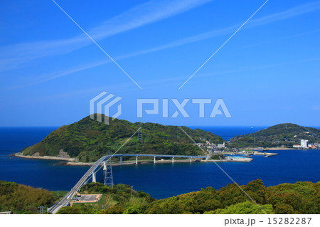 伊王島大橋と伊王島 15282287