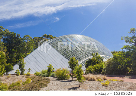 Giant modern greenhouse Giant modern greenhouse 15285628
