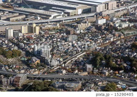 京急屏風浦駅付近を空撮 15290405