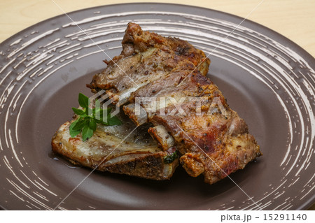 Roasted pork ribs 15291140