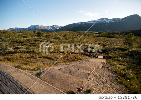 Mountain plateau Valdresflye, Jotunheimen, Norway 15291736