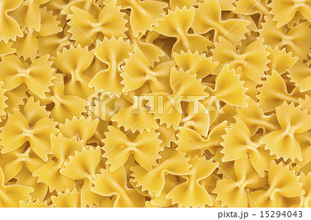 raw pasta background close up 15294043