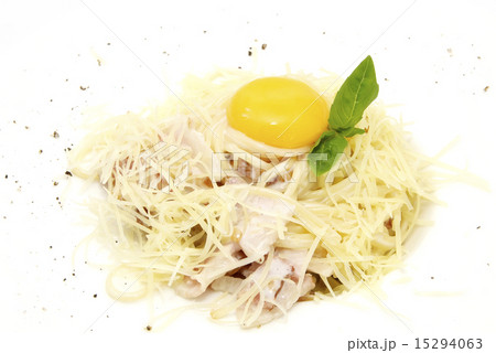 spaghetti with egg and cheese on white plate 15294063