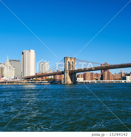 Lower Manhattan skyline view from Brooklyn 15294142