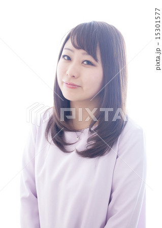 笑顔の女性 15301577