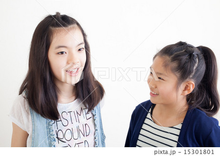 二人の小学生 二人の小学生 15301801
