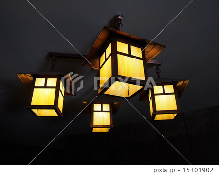 ビルトモアホテルの天井照明 15301902