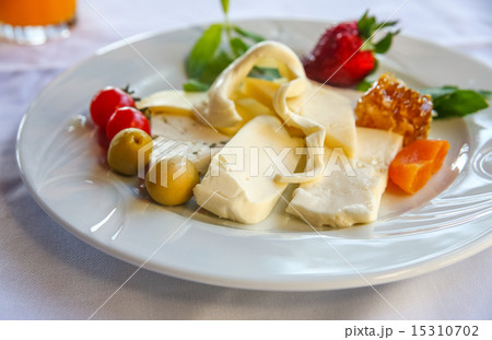 Cheese plate 15310702