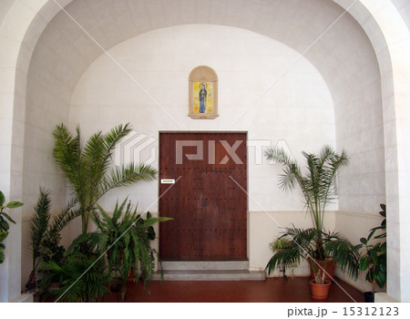 Entrance to the church in Ciutadella, Menorca Entrance to the church in Ciutadella, Menorca 15312123