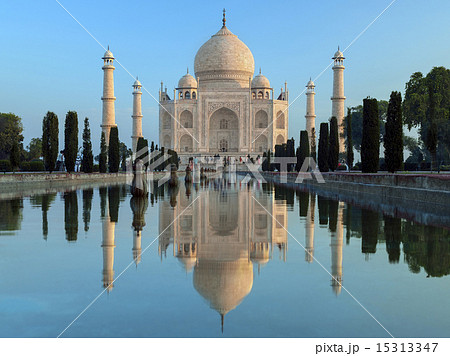 Taj Mahal - Agra - India Taj Mahal - Agra - India 15313347