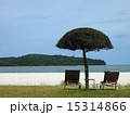 海とビーチチェア 15314866