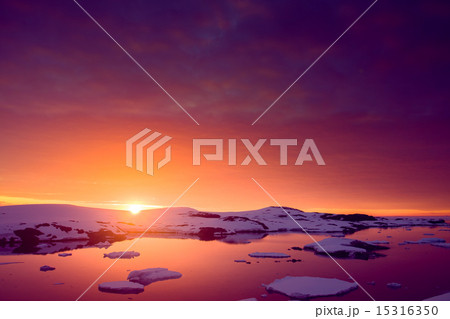 sunset in Antarctica 15316350