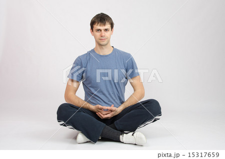 Athlete resting after exercise complex Athlete resting after exercise complex 15317659