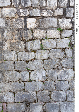 house wall made of natural stone 15318724