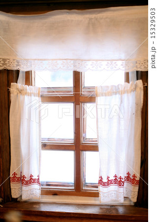 Traditional Russian wooden house inside 15329503