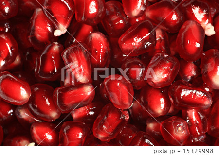 pomegranate seeds texture 15329998