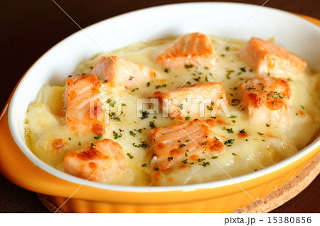 サーモングラタン サーモングラタン 15380856