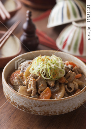 豚もつ煮込み 15381181