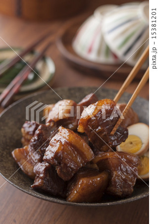 豚バラ肉の角煮と煮玉子 15381201