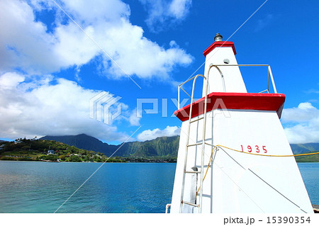 カネオヘ湾沖ココナッツ・アイランドの灯台 カネオヘ湾沖ココナッツ・アイランドの灯台 15390354