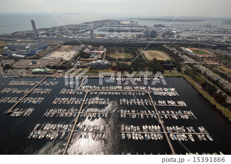 東京夢の島マリーナ付近を空撮 15391866