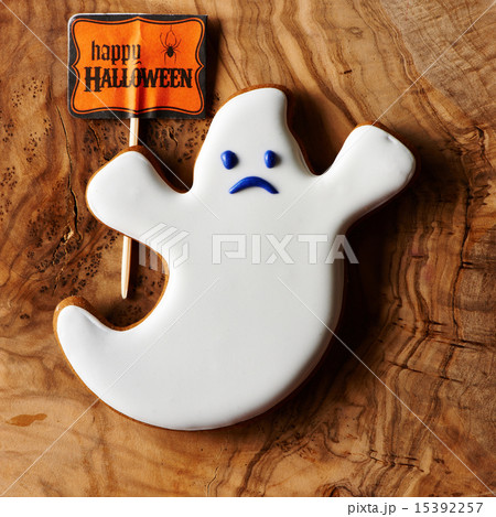 Halloween homemade gingerbread cookie 15392257