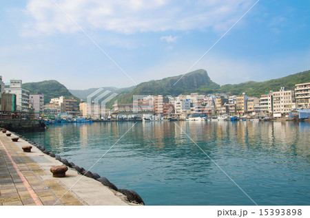 Panorama of Yehliu Fishing Harbor in Taiwan 15393898