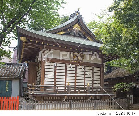 杉並区にある馬橋稲荷神社の舞殿 15394047