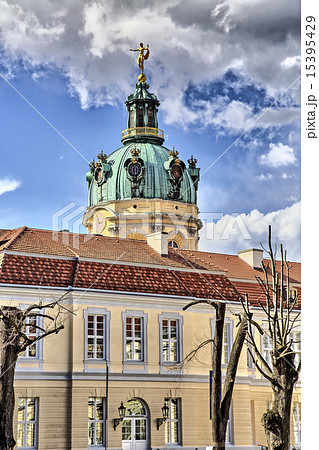 HDER shot backside of the Schloss Charlottenburg Berlin HDER shot backside of the Schloss Charlottenburg Berlin 15395429