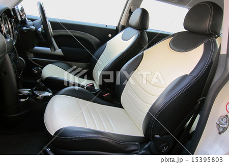 クルマのシートカバー 15395803