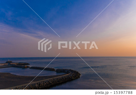 北海道　厚田の夕日 15397788