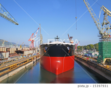 造船産業とジブクレーン 15397931