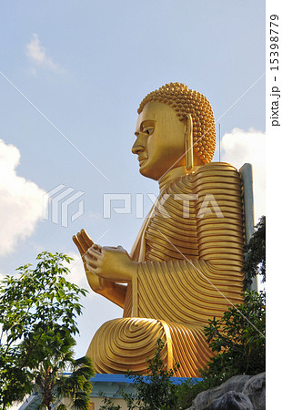 Buddha statue in Golden Temple in Dambulla 15398779