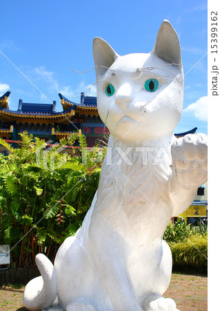 Cat statue in Kuching city, Sarawak, Malaysia Cat statue in Kuching city, Sarawak, Malaysia 15399162