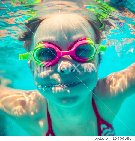 Underwater portrait of happy child 15404986
