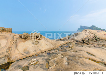 Rock formations in Yehliu Geopark,Taiwan Rock formations in Yehliu Geopark,Taiwan 15406101