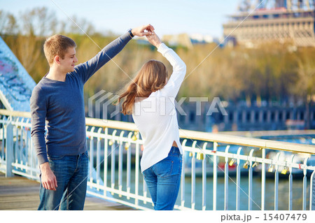 Young romantic couple in Paris 15407479