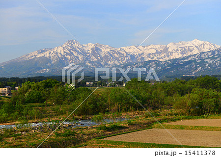 妙高山の雪形跳ね馬の写真素材 15411378 Pixta