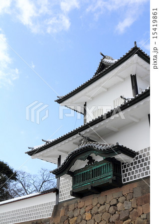 冬の金沢城公園（石川門） 15419861