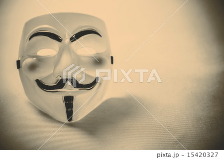 Anonymous mask 15420327