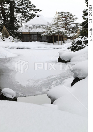 御薬園（会津若松）の雪景色 15420608