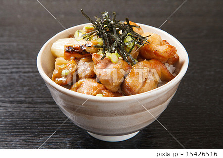 焼き鳥丼 15426516