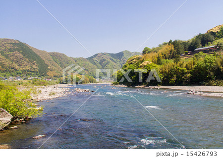 中半家沈下橋からの風景 15426793