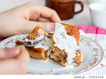 eating vegetarian apricot pie pudding teaspoon eating vegetarian apricot pie pudding teaspoon 15432418