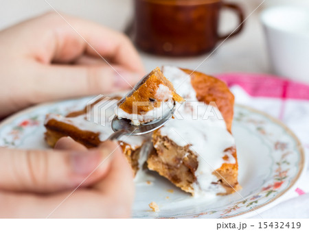 eating vegetarian apricot pie pudding teaspoon eating vegetarian apricot pie pudding teaspoon 15432419