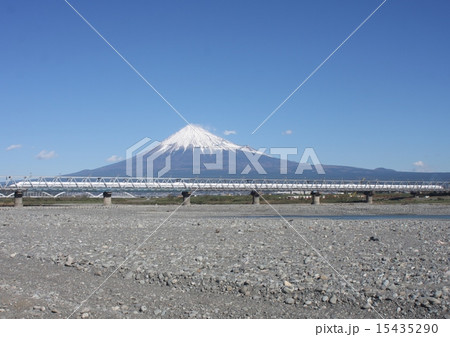 富士山と新幹線 富士山と新幹線 15435290
