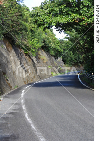愛媛県高茂岬へ続く道　平城高茂岬線 15436314